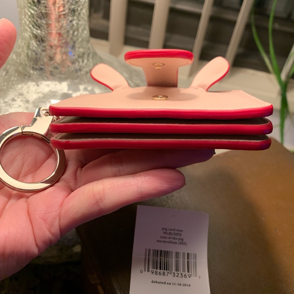 Authentic Kate Spade leather PIG card cs/Keychain - Picture 2 of 8